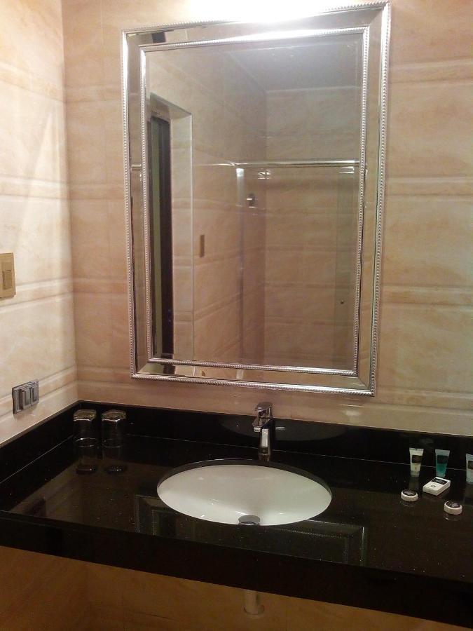 Hotel Candamo Lima Zewnętrze zdjęcie
