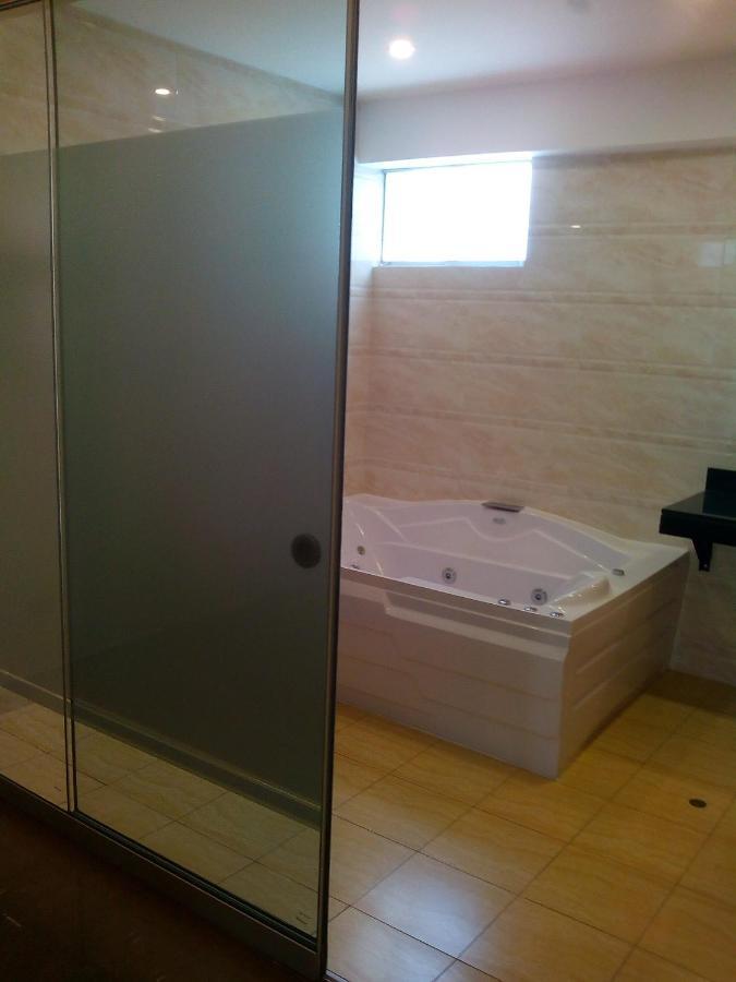 Hotel Candamo Lima Zewnętrze zdjęcie